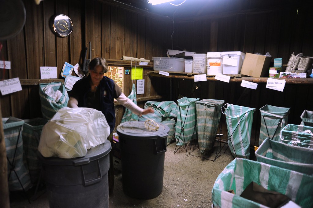 Recycling & Diversion
